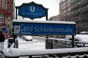 Berlin_U-Bahn_Schönleinstraße_Eingang